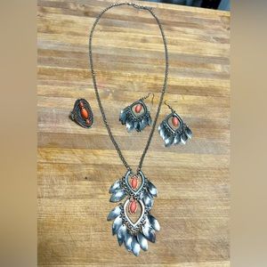 Paparazzi Silver Coral 🪸 Long Necklace, Earrings & Ring Matching Set! Gorgeous!